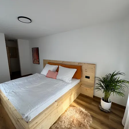 Guest house Gaestehaus Unterm Regenbogen Sigmaringendorf