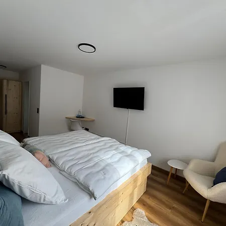 Gaestehaus Unterm Regenbogen * Sigmaringendorf