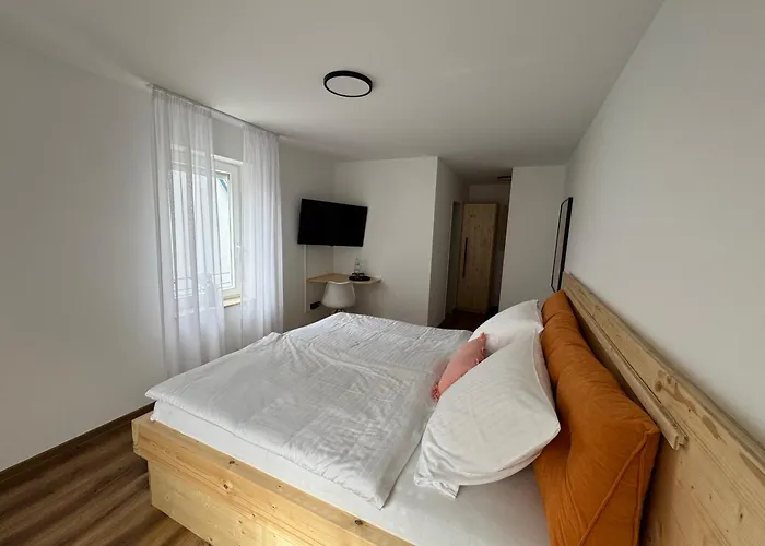 Gaestehaus Unterm Regenbogen 3* Sigmaringendorf